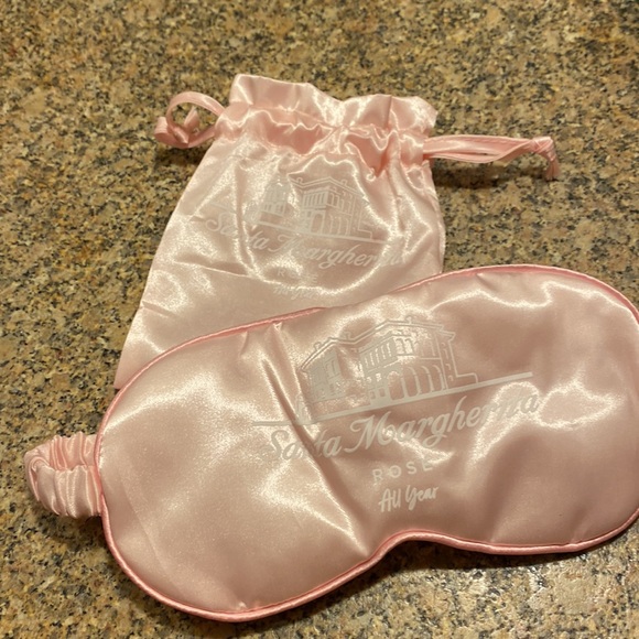 ReGift!! NWOT Santa Margherita tote bag-18”x 14” - Picture 4 of 4